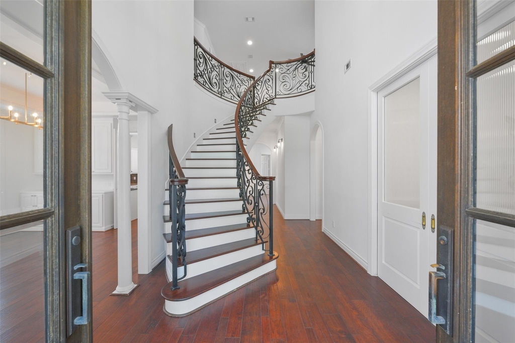 3724 Wroxton Road - Photo 3