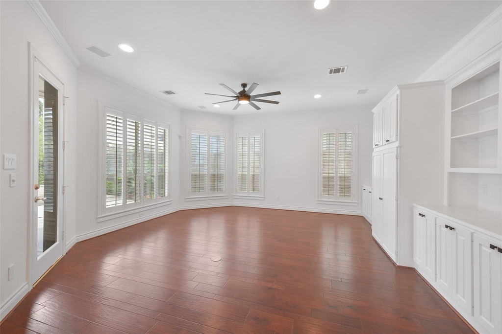 3724 Wroxton Road - Photo 9