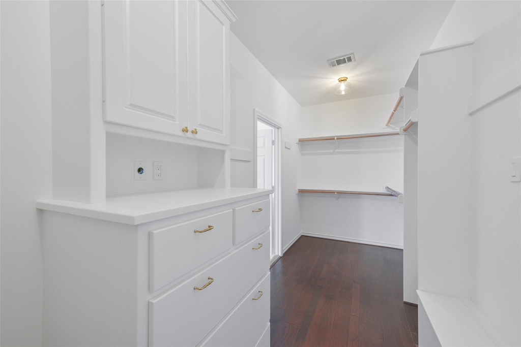 3724 Wroxton Road - Photo 33
