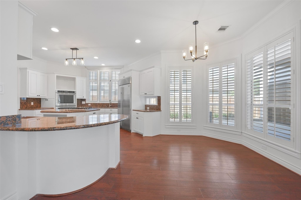 3724 Wroxton Road - Photo 12