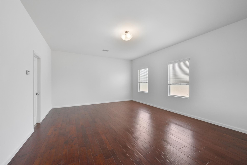 3724 Wroxton Road - Photo 34