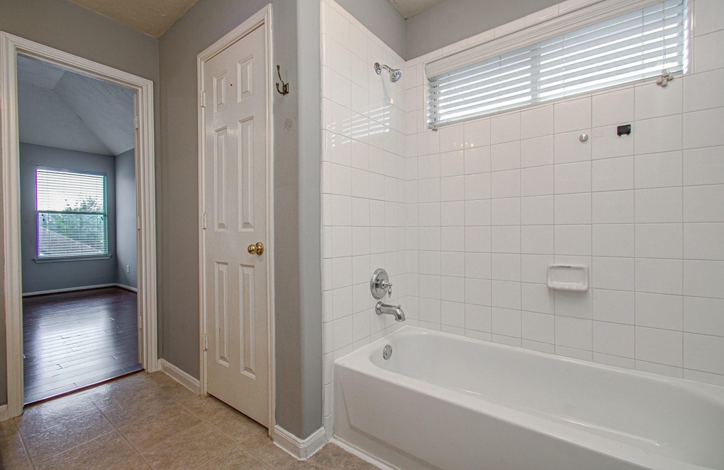 13963 Maximos Drive - Photo 22