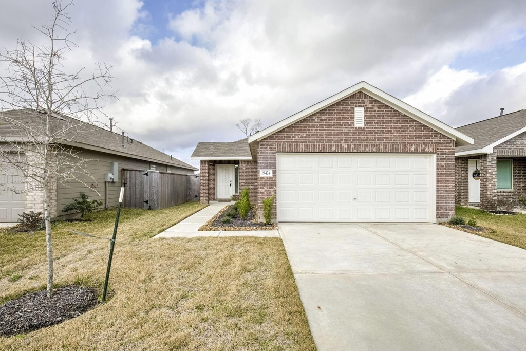 19424 Villa Mesa Drive - Photo 1