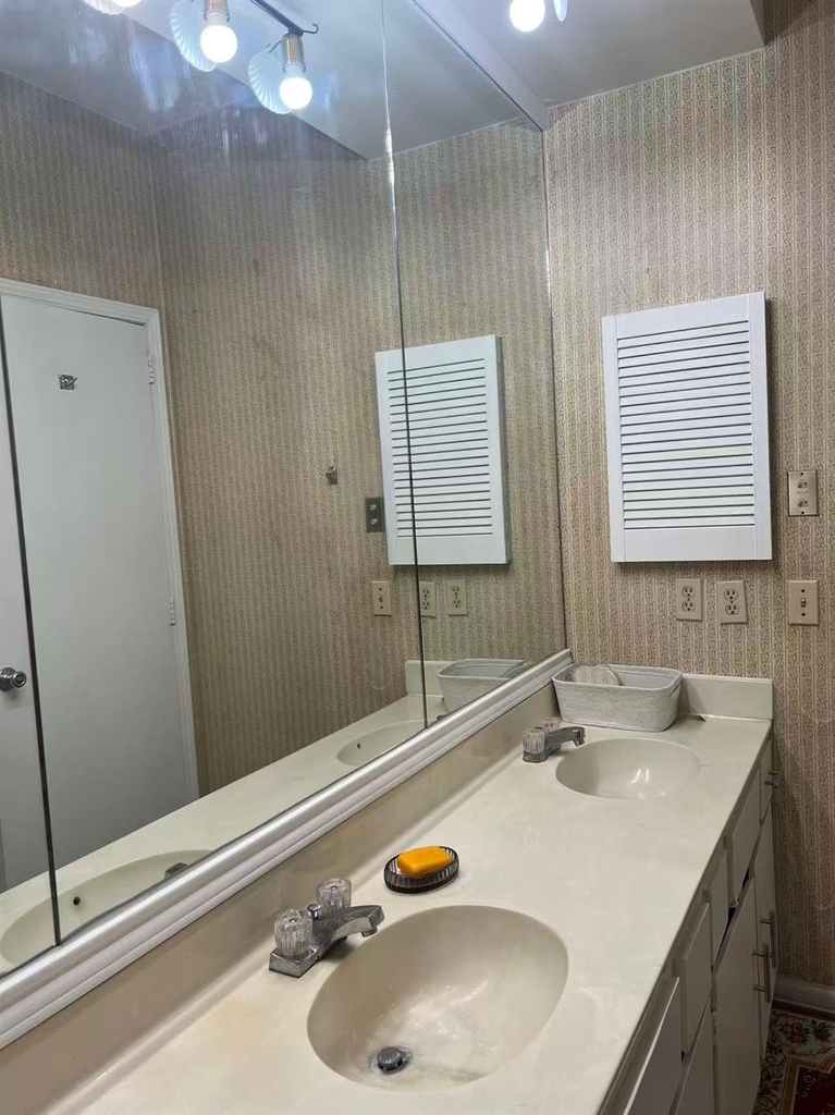 2213 S Braeswood Blvd - Photo 32