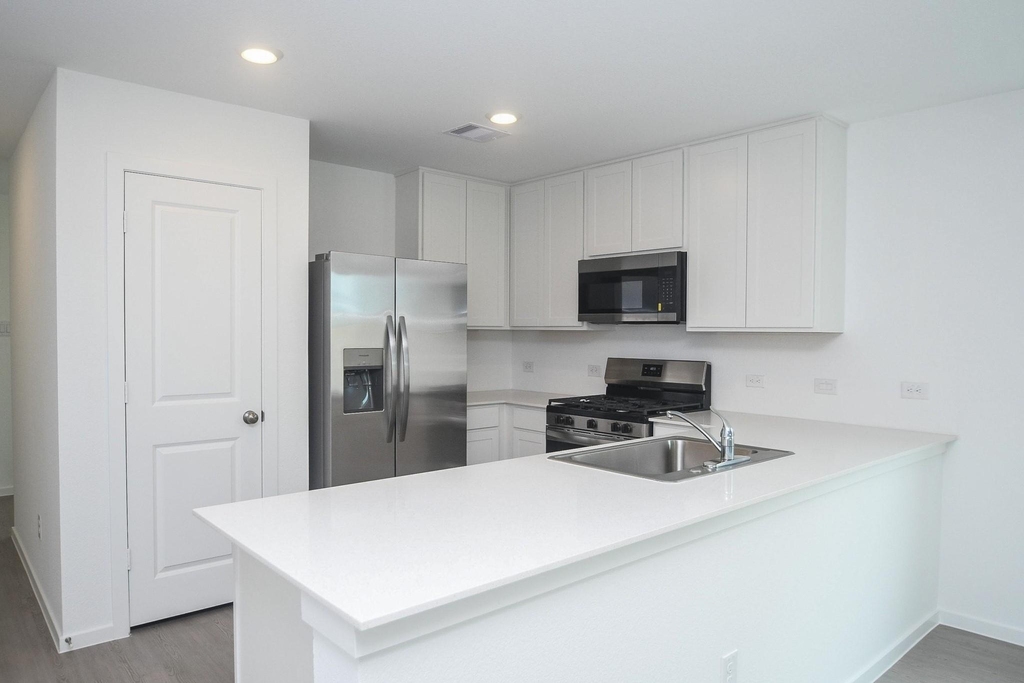 26914 Rosebay Woods - Photo 6
