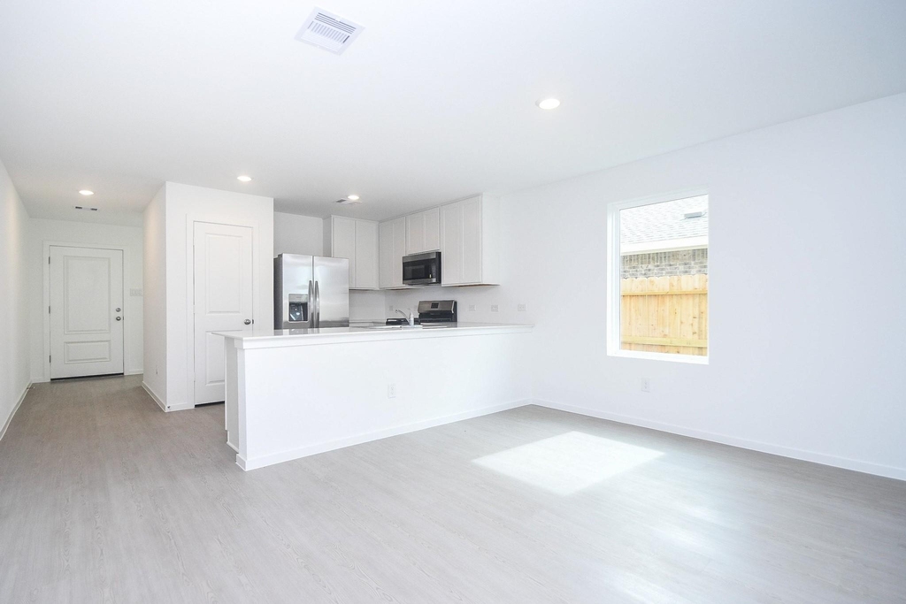 26914 Rosebay Woods - Photo 4