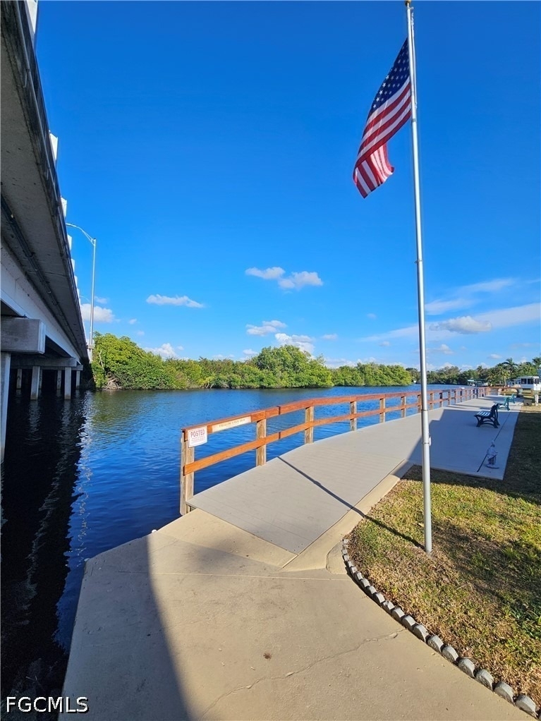 5558 Palm Beach Boulevard - Photo 35