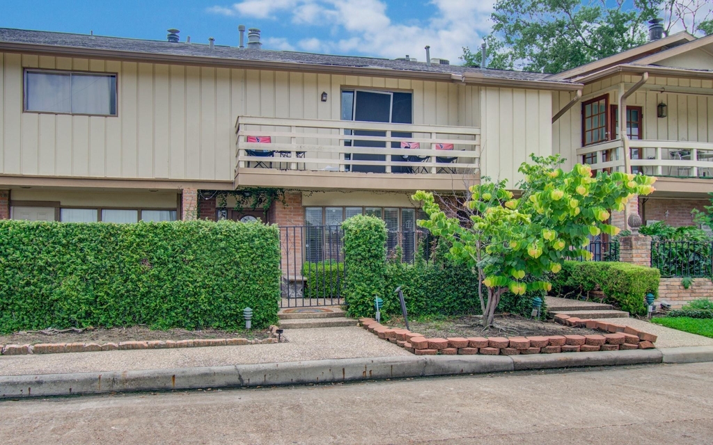 823 S Ripple Creek Drive - Photo 2