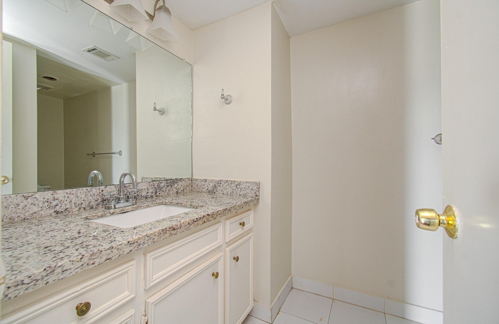 823 S Ripple Creek Drive - Photo 31