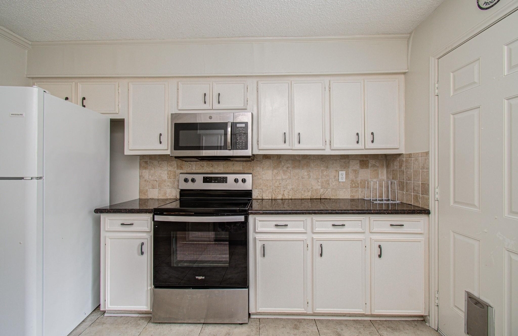 823 S Ripple Creek Drive - Photo 18