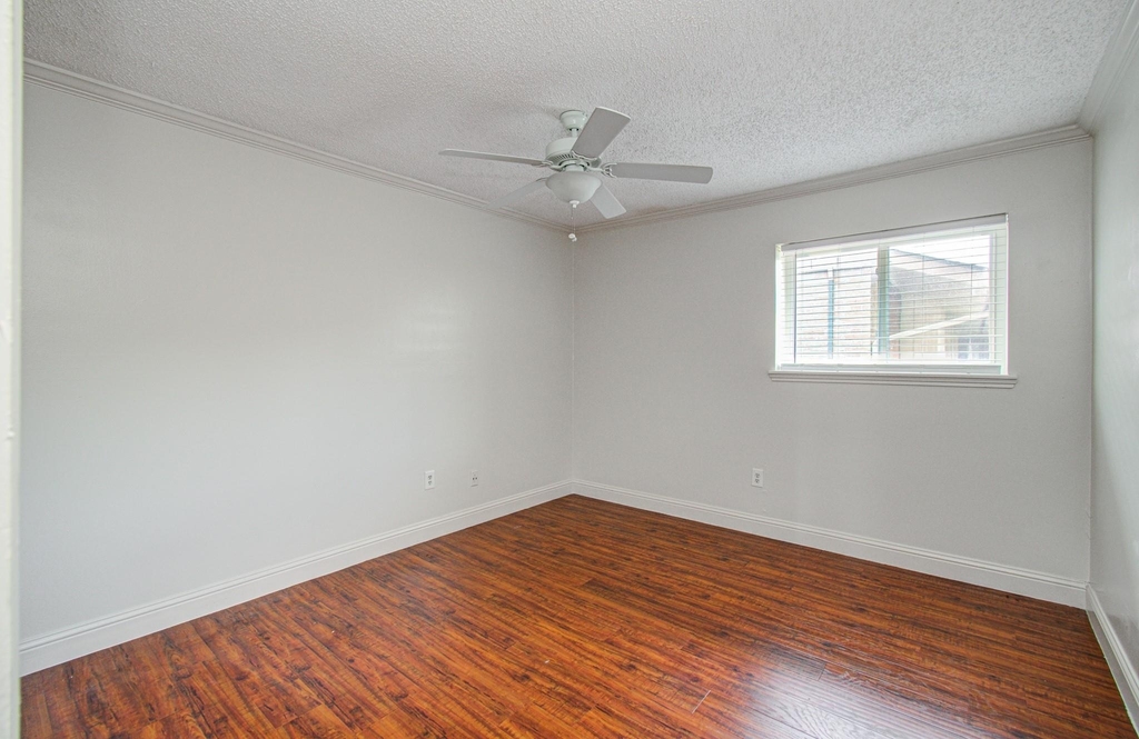 823 S Ripple Creek Drive - Photo 21