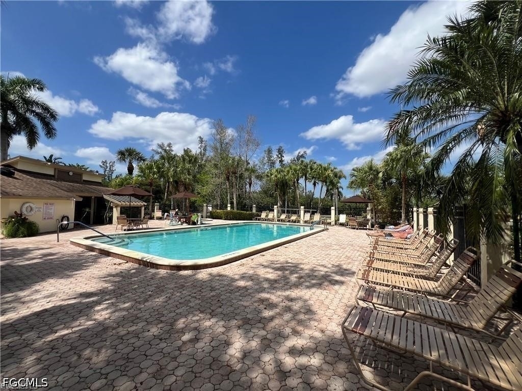 15126 Parkside Drive - Photo 4