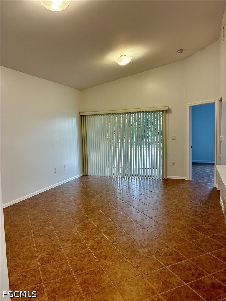 15401 Bellamar Circle - Photo 3
