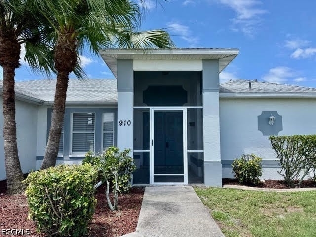 910 Sw 3rd Avenue - Photo 1