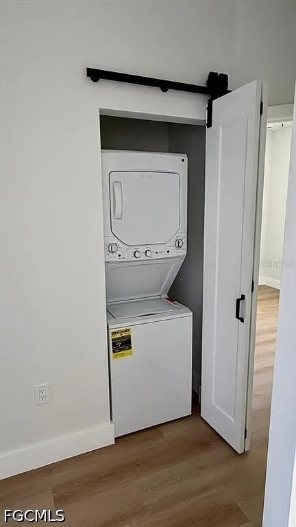 1041/1043 Albany Avenue - Photo 3