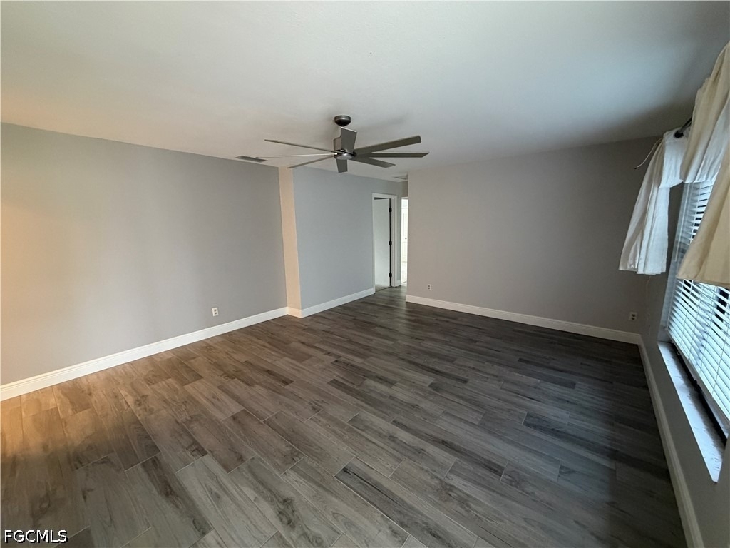 2121 Se 1st Terrace - Photo 4