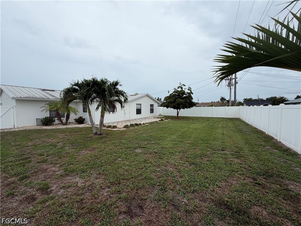 2121 Se 1st Terrace - Photo 14