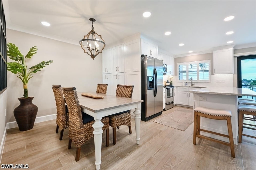 3200 Gulf Shore Boulevard N - Photo 8