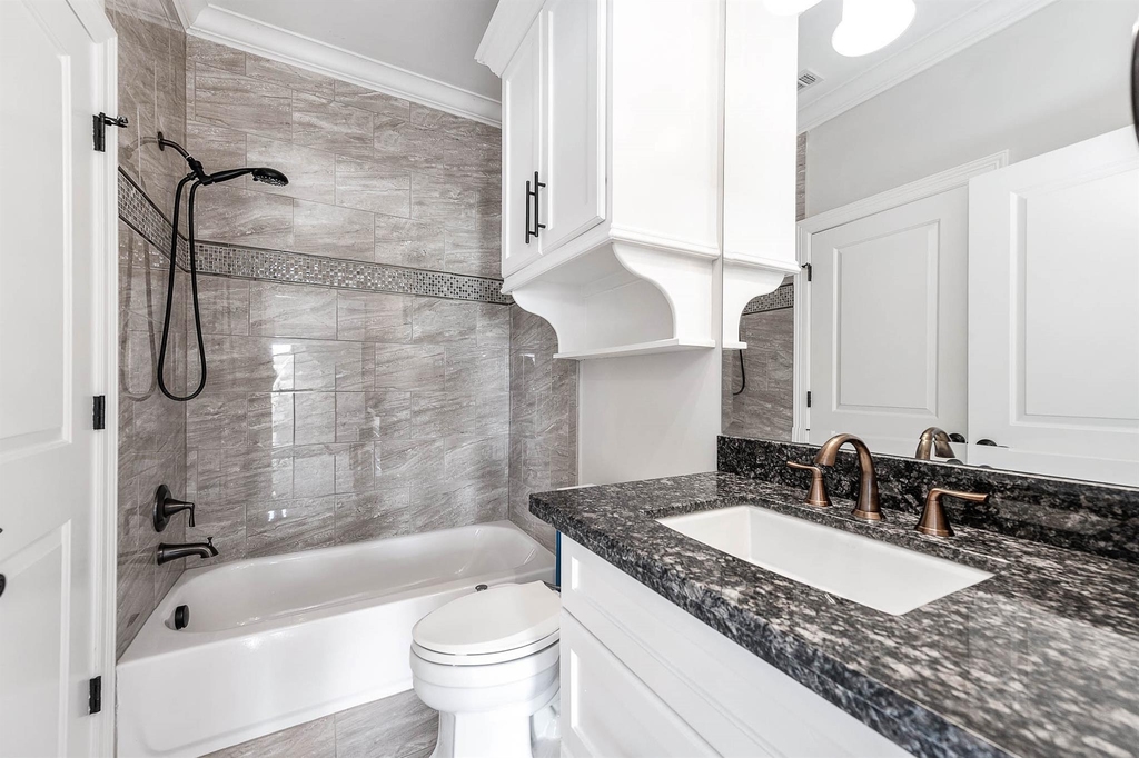 5733 Winsome Lane - Photo 8