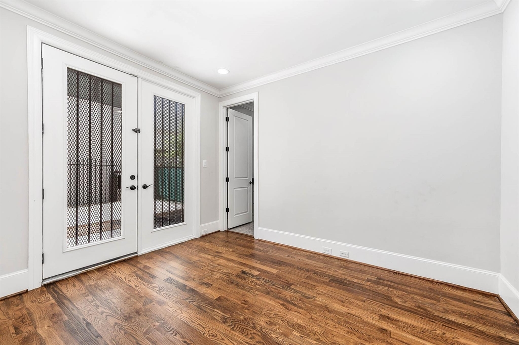 5733 Winsome Lane - Photo 23