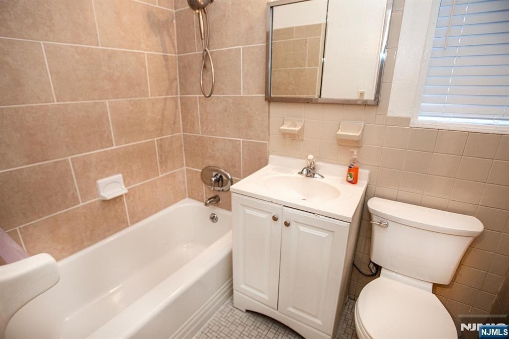 208 Anderson - Photo 27