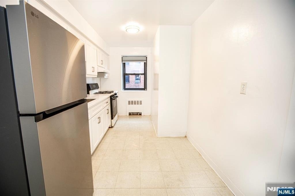 208 Anderson - Photo 15