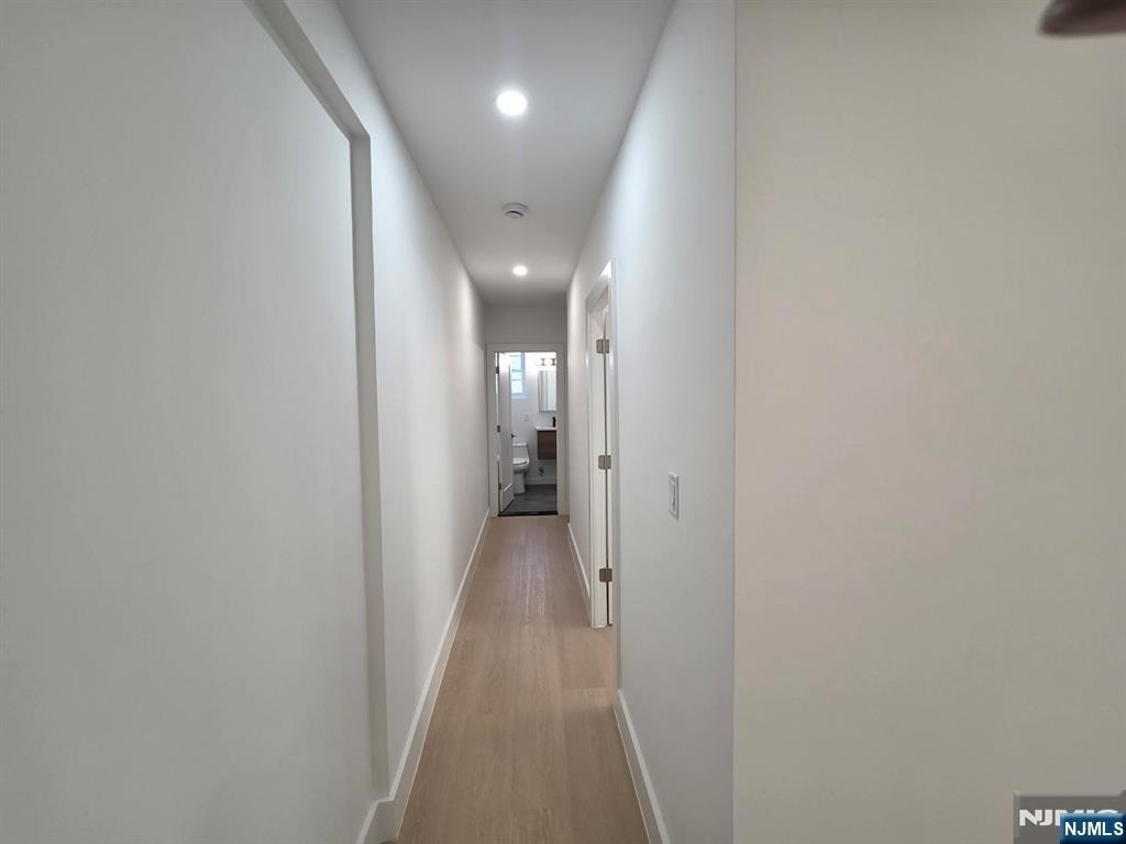 2345 Linwood - Photo 15