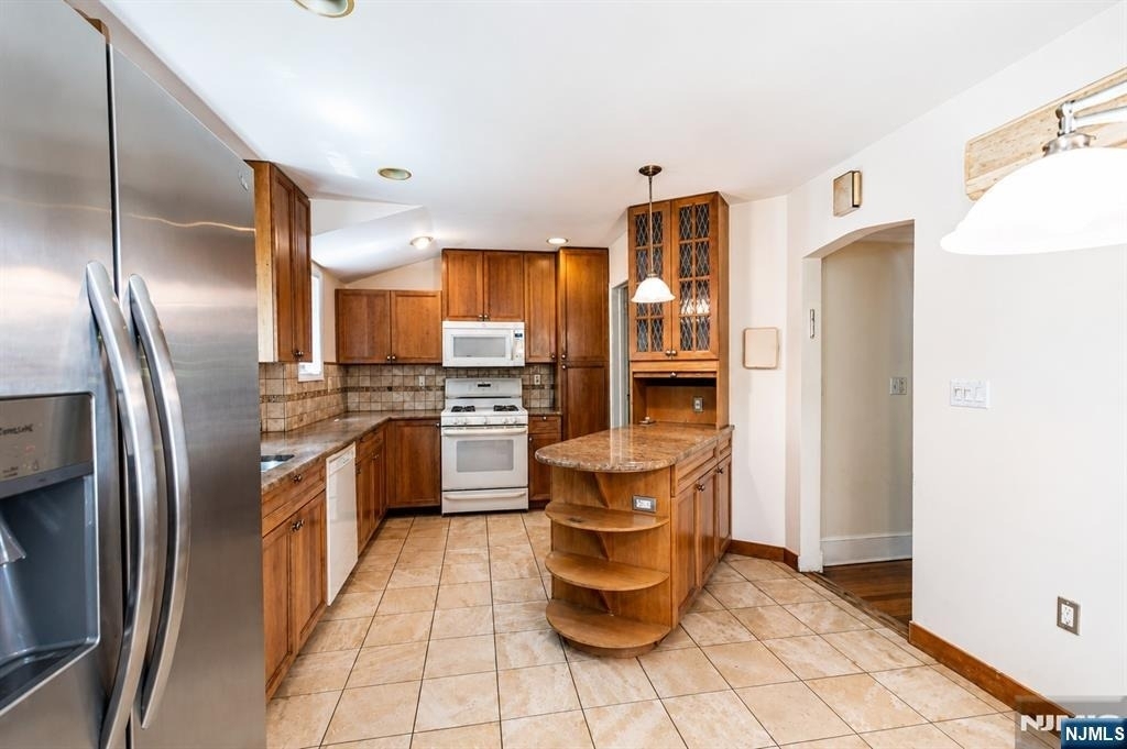 298 Audubon - Photo 6