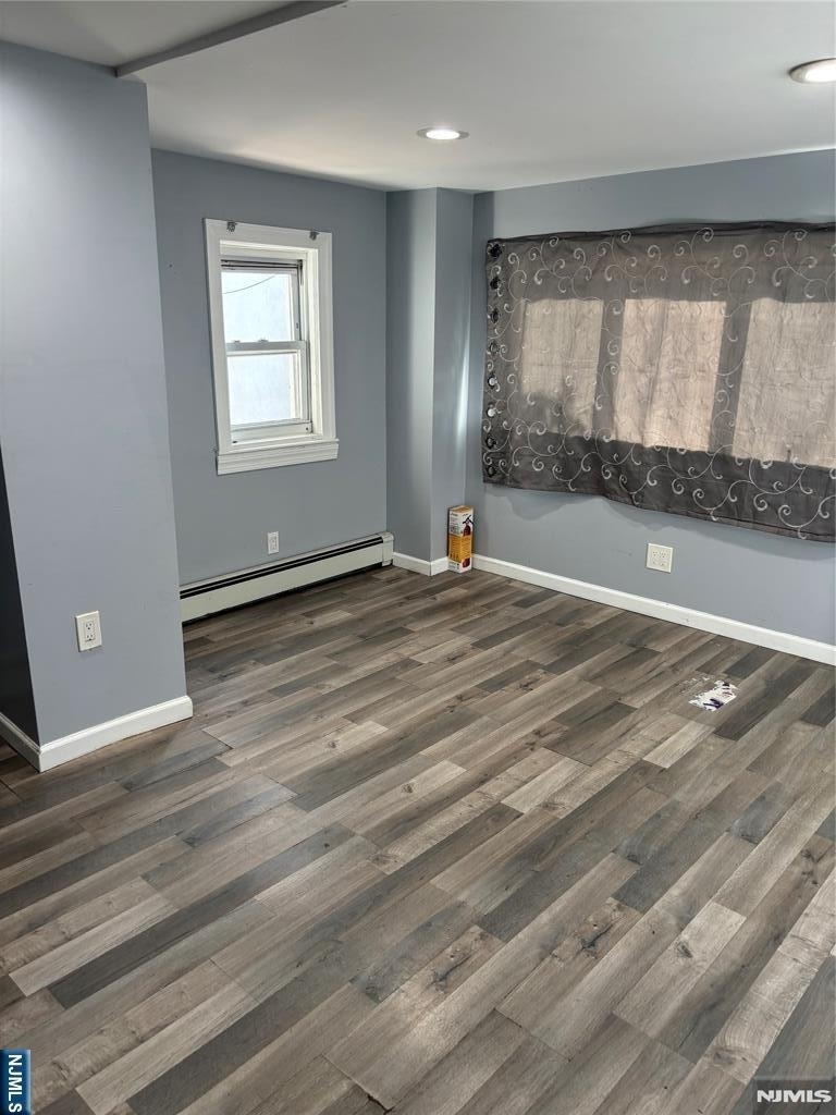 166 Lincoln - Photo 2
