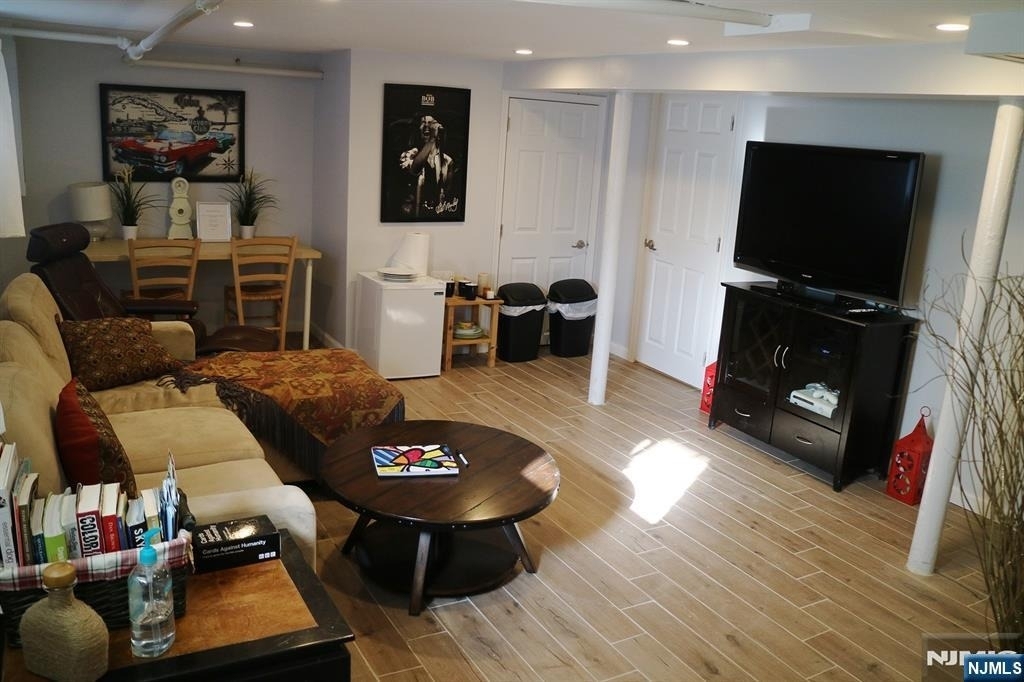 1253 Beaumont - Photo 23