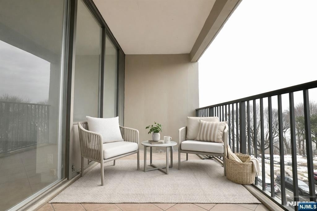 5 Horizon - Photo 6
