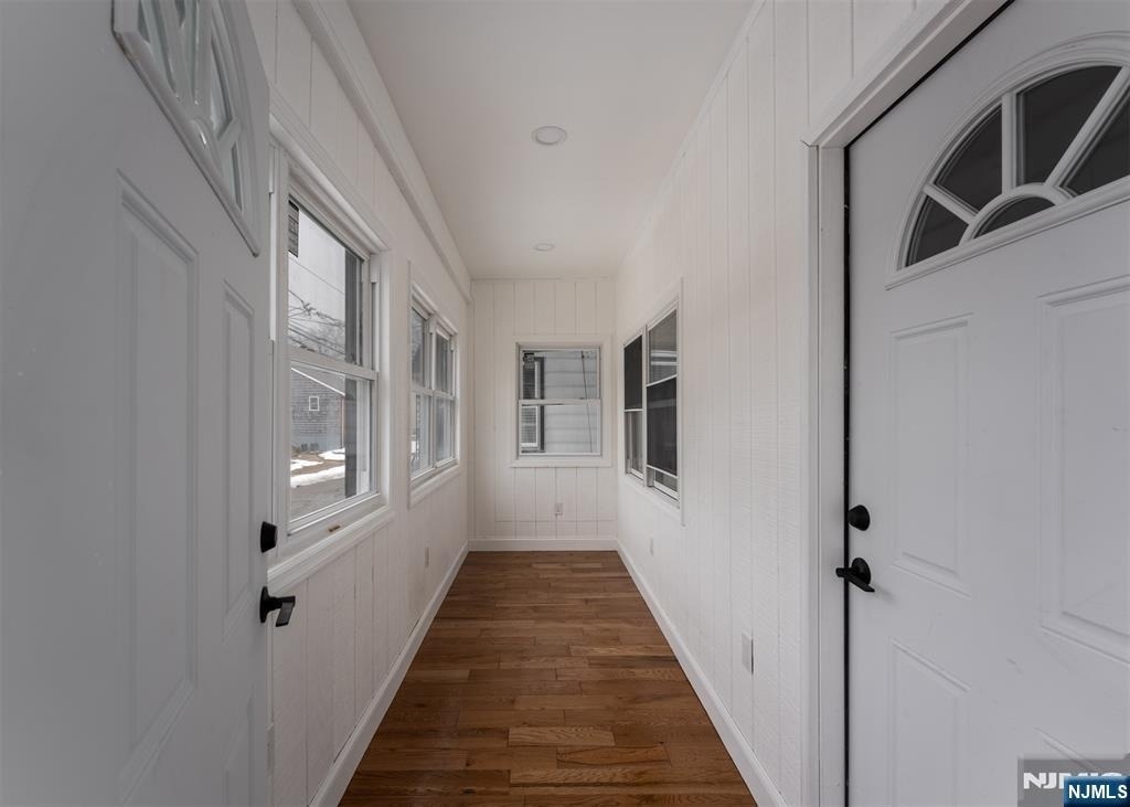 152 Washington - Photo 1