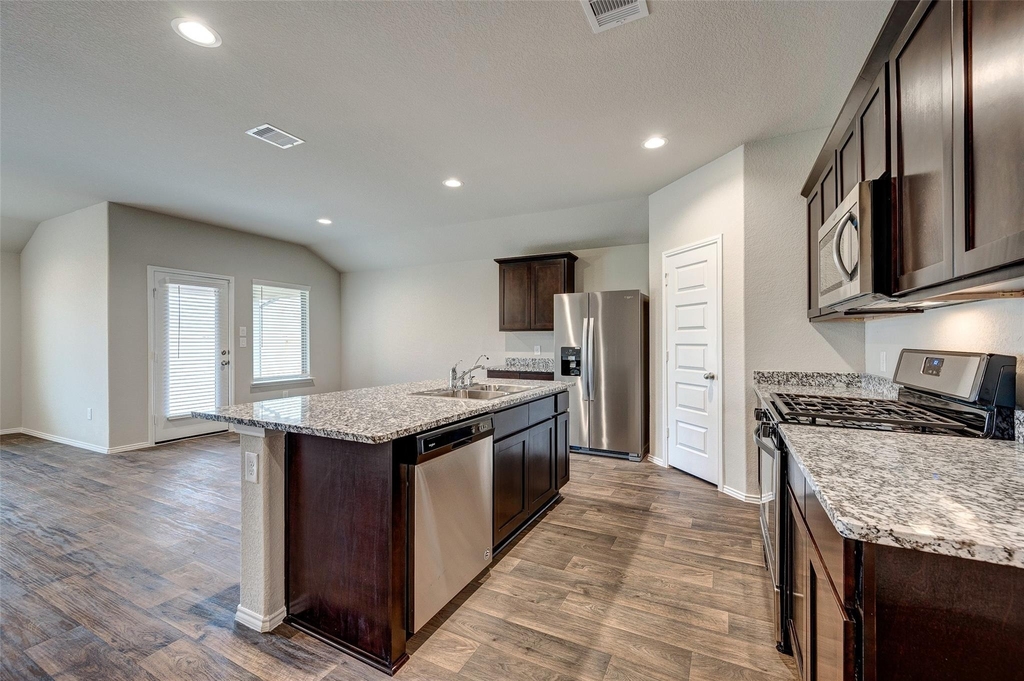 1710 Goose Island Lane - Photo 19