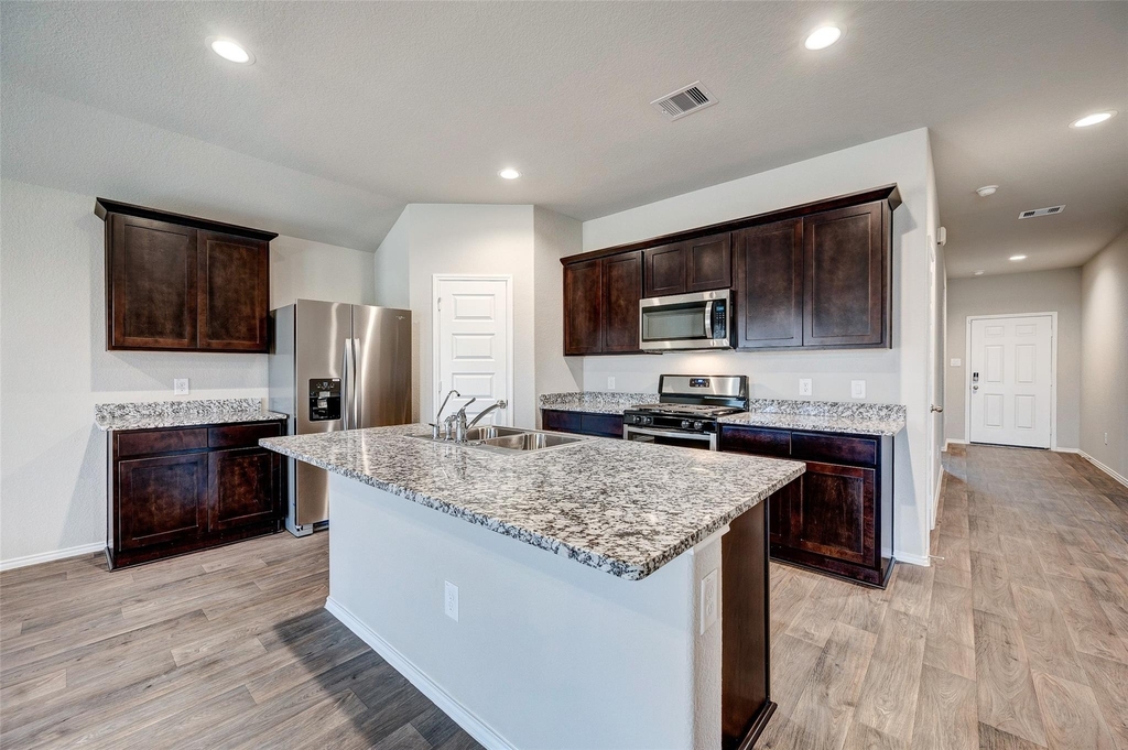 1710 Goose Island Lane - Photo 22