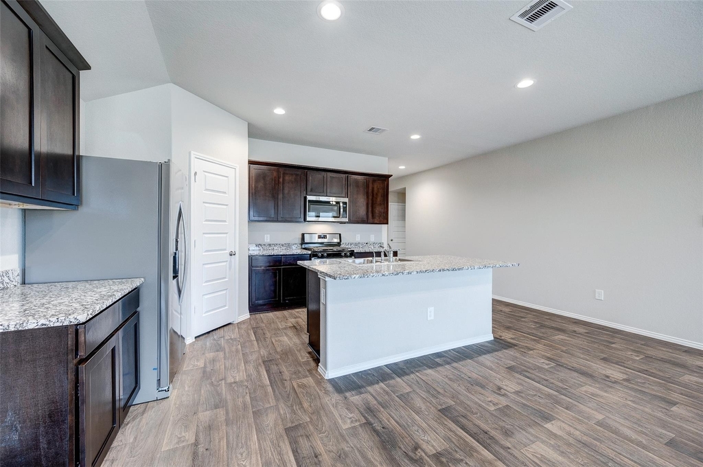 1710 Goose Island Lane - Photo 23