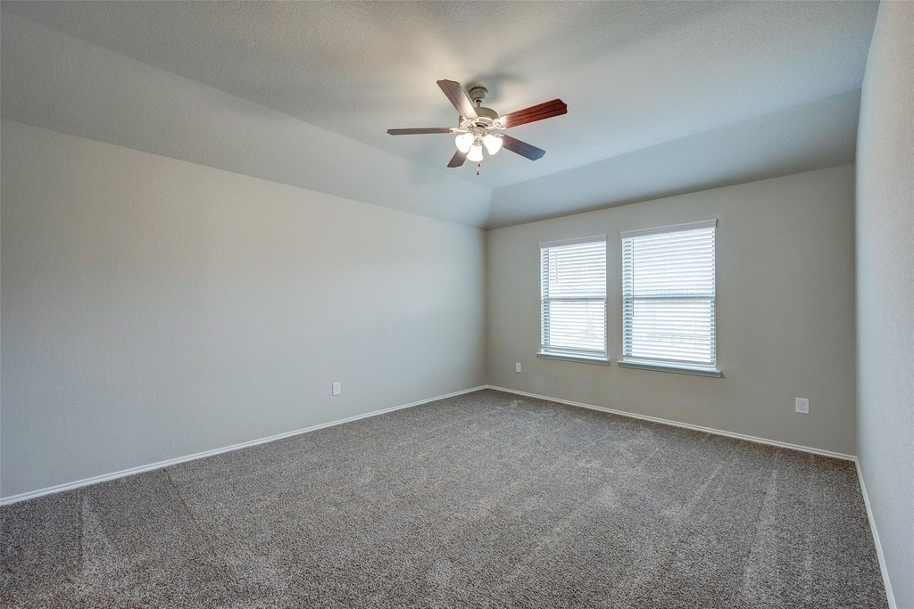 1710 Goose Island Lane - Photo 36