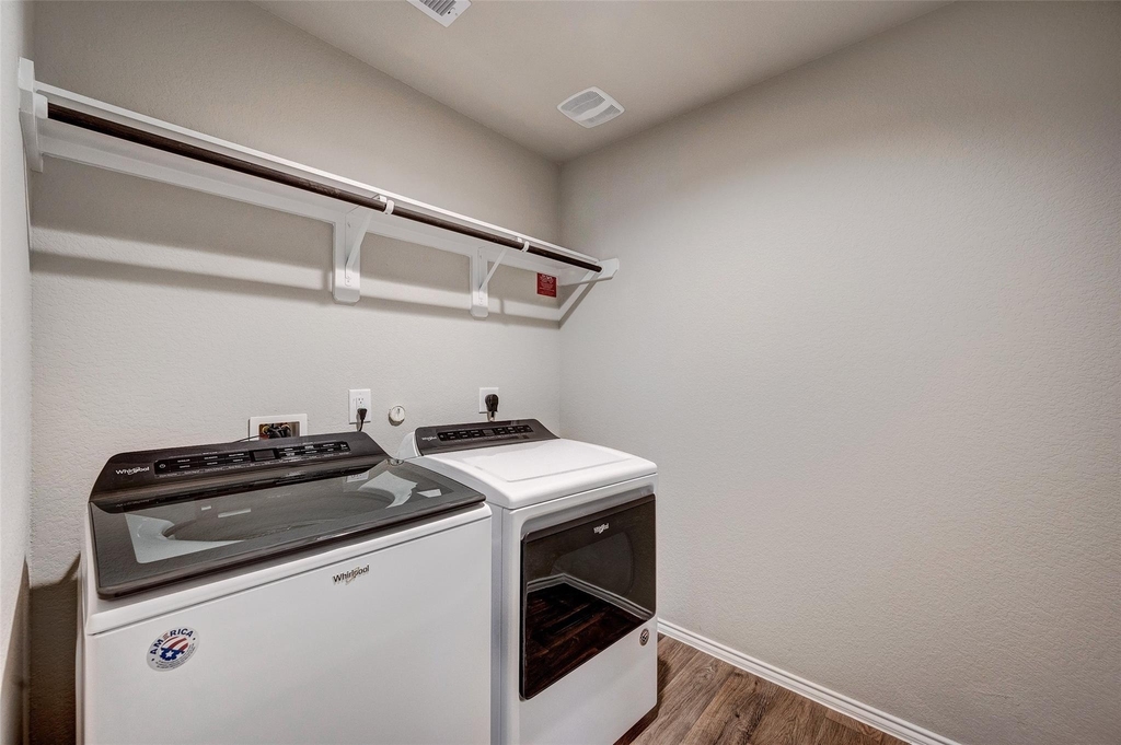 1710 Goose Island Lane - Photo 15