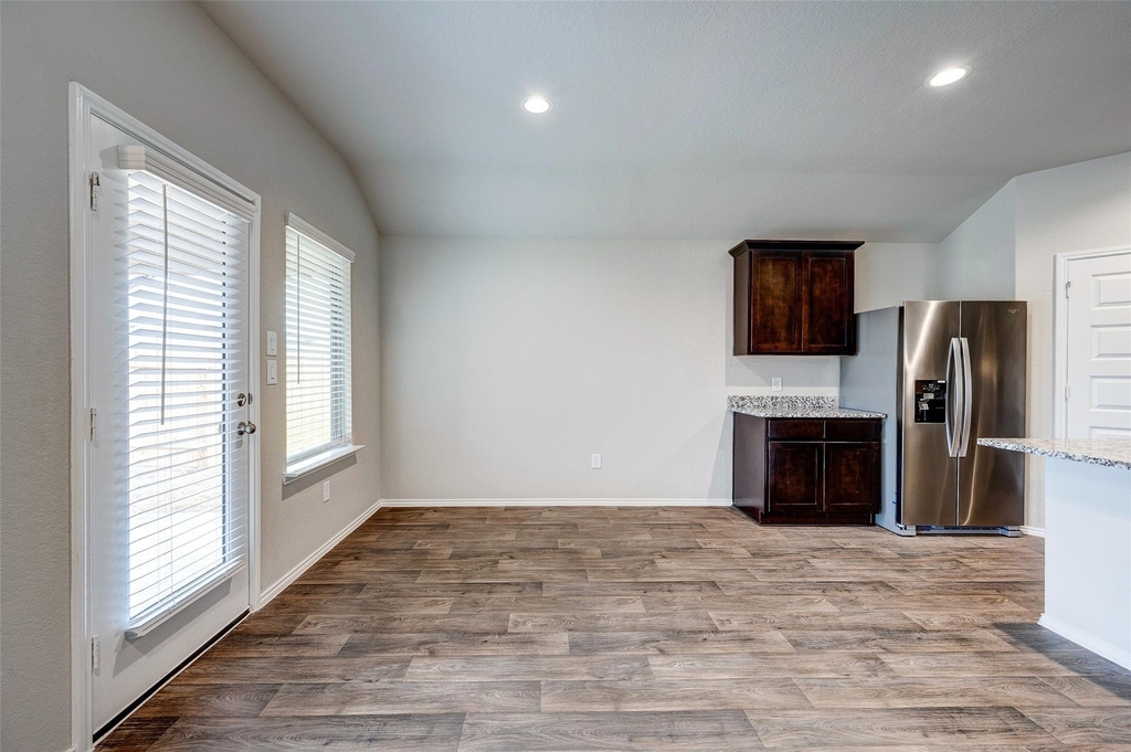 1710 Goose Island Lane - Photo 28