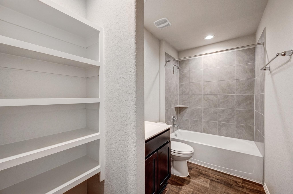1710 Goose Island Lane - Photo 9