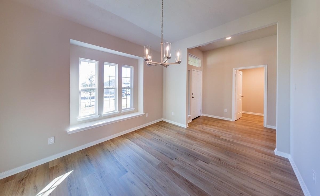 3317 Rolling View Court - Photo 6