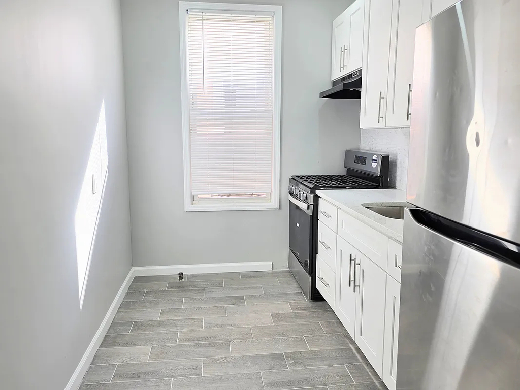 8733 16th Avenue - Photo 0