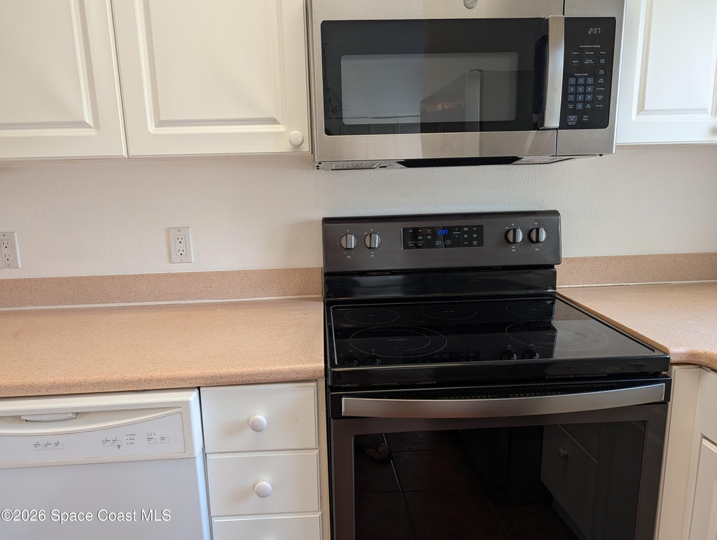 313 Ocean Park Lane - Photo 5