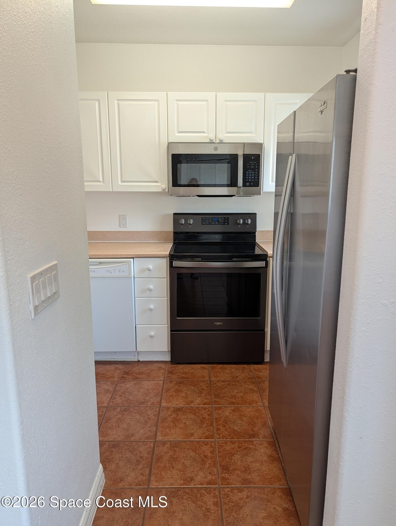 313 Ocean Park Lane - Photo 3