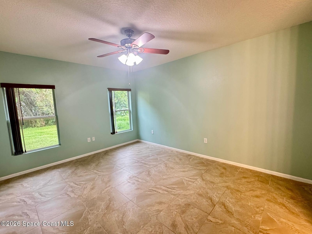 3750 Aria Drive - Photo 3
