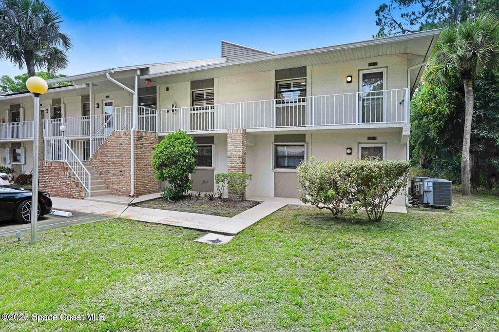 1600 Woodland Drive - Photo 0