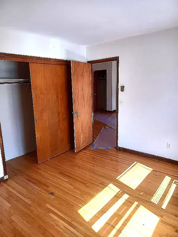 869 Forest Avenue - Photo 3