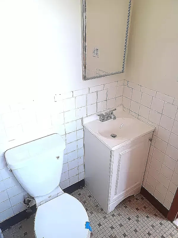869 Forest Avenue - Photo 11
