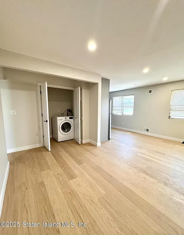 33 Gower Street - Photo 2