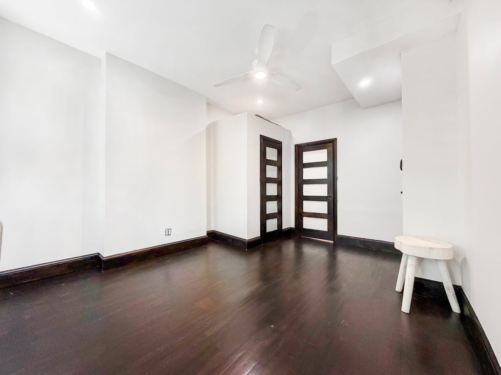 248 Vernon Avenue - Photo 6