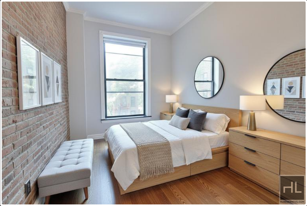 W 14th St. - Photo 1